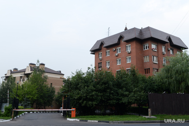 Более 620 м кв. в этом особняке были оценены в 109 млн рублей. В 2011 году регион просил за актив 185 млн