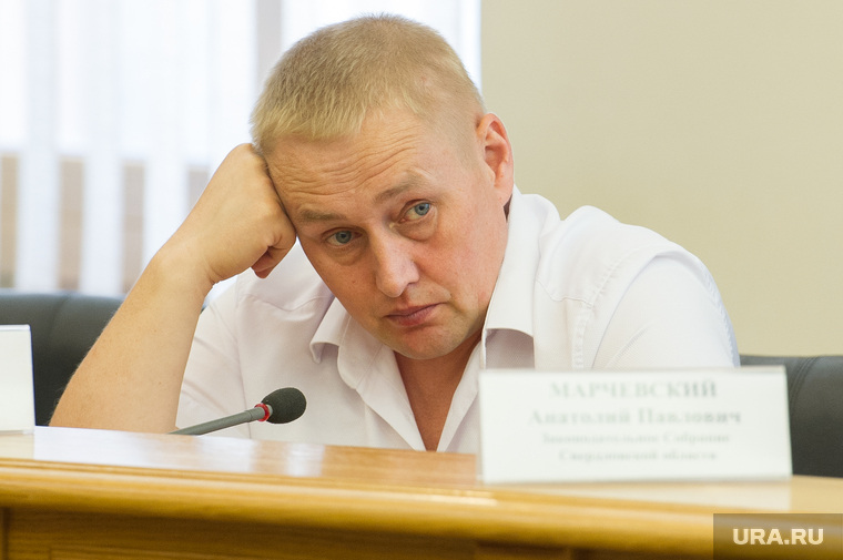 Андрей Альшевских попытался помочь садику, который подрядчики сделали опасным для детей