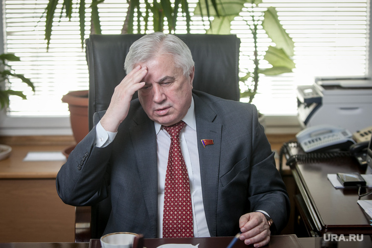 Коммунист Иван Никитчук может сойти с дистанции по иску «Родины»