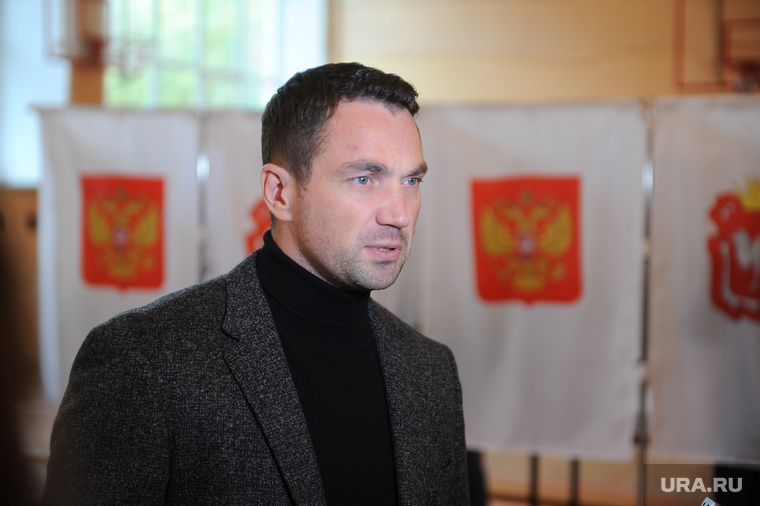 Единоросс Лошкин был разбужен телефонными хулиганами в шесть утра