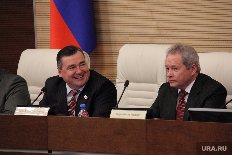 Сейчас непонятна ни судьба спикера краевого парламента Валерия Сухих (слева), ни губернатора Виктора Басаргина (справа)
