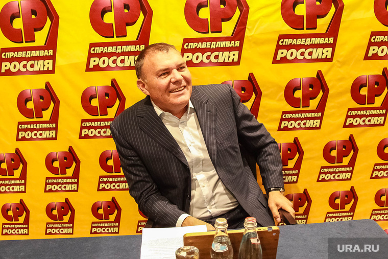 Александр Ремезков уверен, что мандат депутата Госдумы у него в кармане