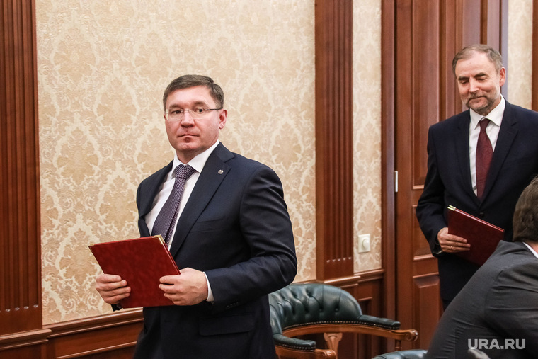Заместитель руководителя ФАС России Анатолий Голомолзин (справа) назвал Тюменскую область «движителем экономики страны»