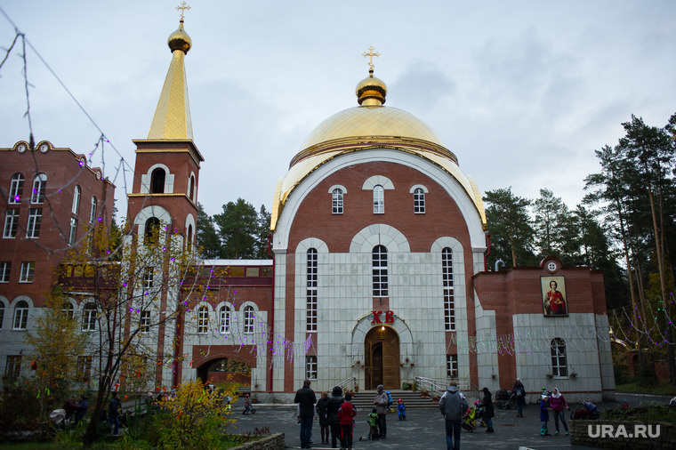 Храм целителя Пантелеимона в Екатеринбурге