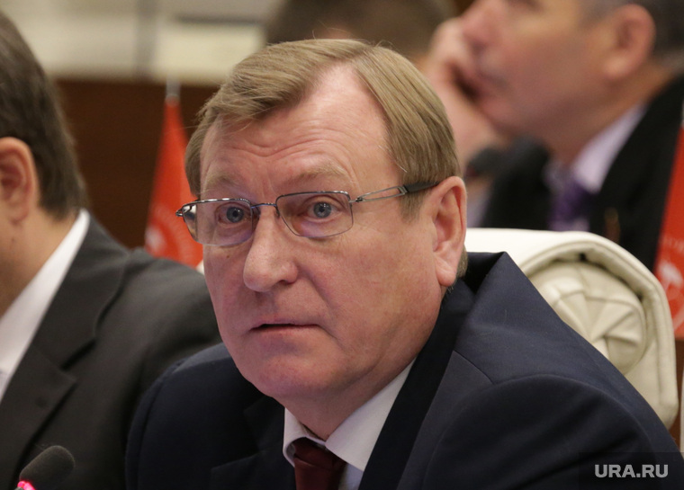 Пока губернатор в отпуске, Геннадий Тушнолобов может попробовать себя в роли главы региона