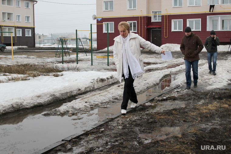 Светлана Калинина была в Кургане в марте 2016 года. Прилетела сегодня вновь и заявила, что к фонду Зауралья много вопросов
