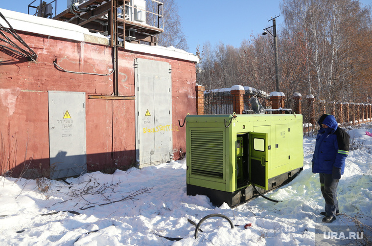 В район доставили десять дизель-генераторов — резервных источников электроснабжения
