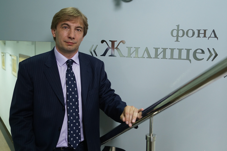 Андрей Шаламов вновь просит подождать дольщиков, которые уже спасают свои деньги