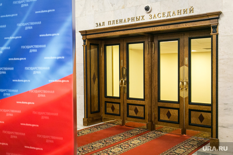 В окружение спикера Госдумы Вячеслава Володина говорят, что штрафы за прогулы депутатов были в том числе введены и для повышения дисциплины со стороны правительства