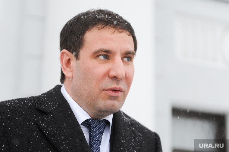 Сначала расследование шло в отношении советника губернатора Михаила Юревича