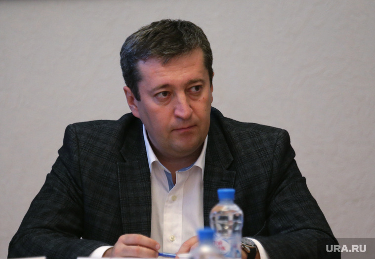 Дмитрий Сазонов призывает все проблемы решать коллективными усилиями