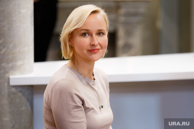 До сих пор ООО «Малина Медиа» возглавляла Екатерина Дегай. Сегодня она посчитала, что ее присутствие юрлицу не нужно, и уволилась