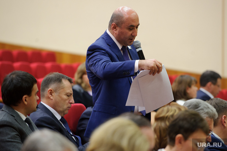 Депутат Карапетян помог журналистам дополнить негативную картину Среднего Урала