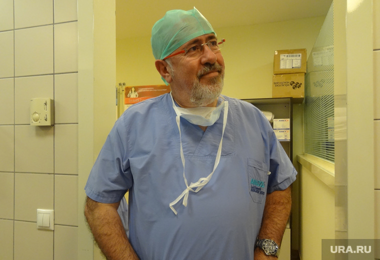 Доктор Фатих Агалар после операции