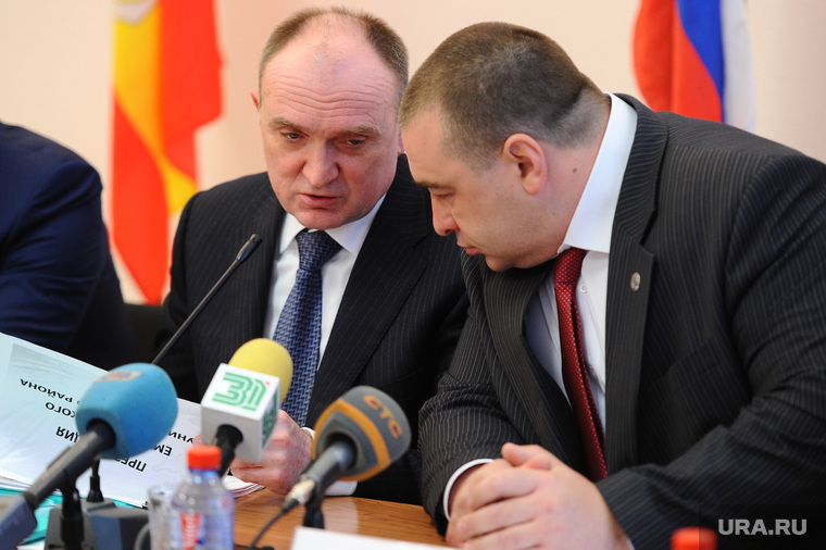 Глава Еманжелинского района Евгений Светлов (справа) надеется на партию