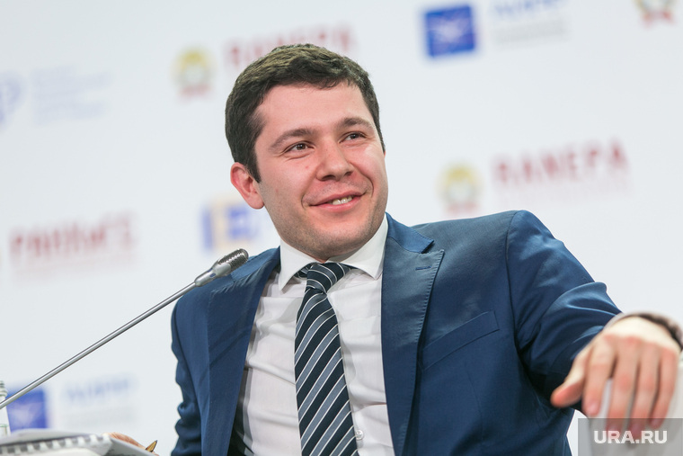 И.о губернатора Калининградской области Антон Алиханов должен объединить электорат вокруг экономических и внешних угроз