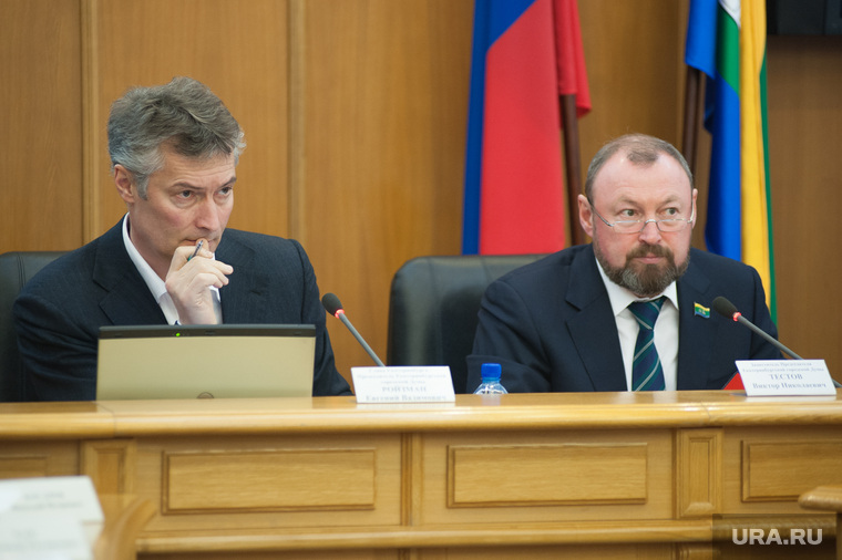 Работа мэром пошла имиджу Ройзмана на пользу: теперь никто не сможет обвинить его в несистемности, в том, что власть его отторгнет