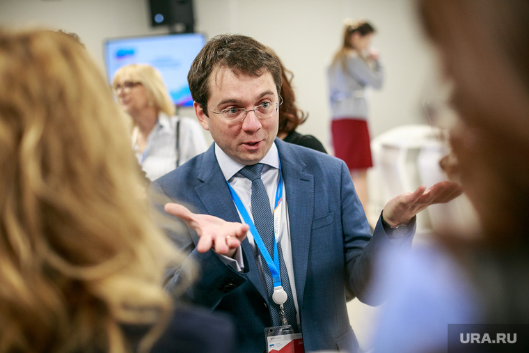 Андрей Чибис обращал внимание на отток прогрессивной молодежи за границу