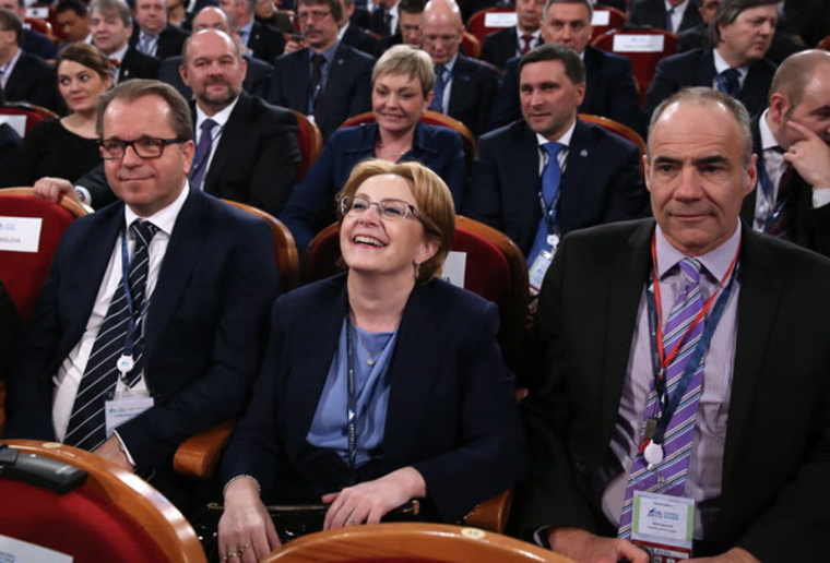 Наблюдатели дискуссии реагировали на шутки президента Путина