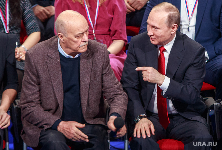 Владимир Путин отвечает на блиц-вопросы Станислава Говорухина
