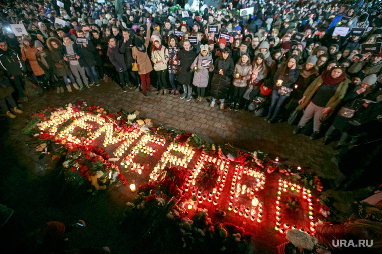 Пока страна скорбит по погибшим в Кемерово, следователи продолжают работать