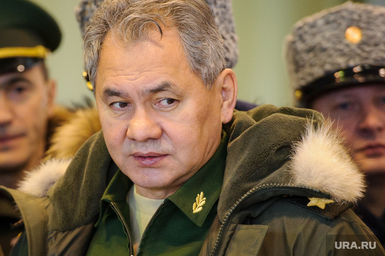 Министр обороны Сергей Шойгу имеет несколько кандидатур на пост главы МЧС