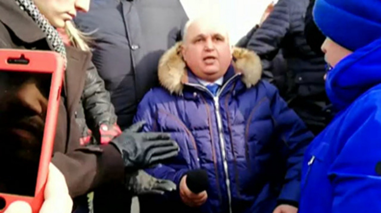 Сергей Цивилев попросил прощения у жителей Кемерово на коленях. Это лишь усилило его позиции как кандидата в губернаторы Кузбасса