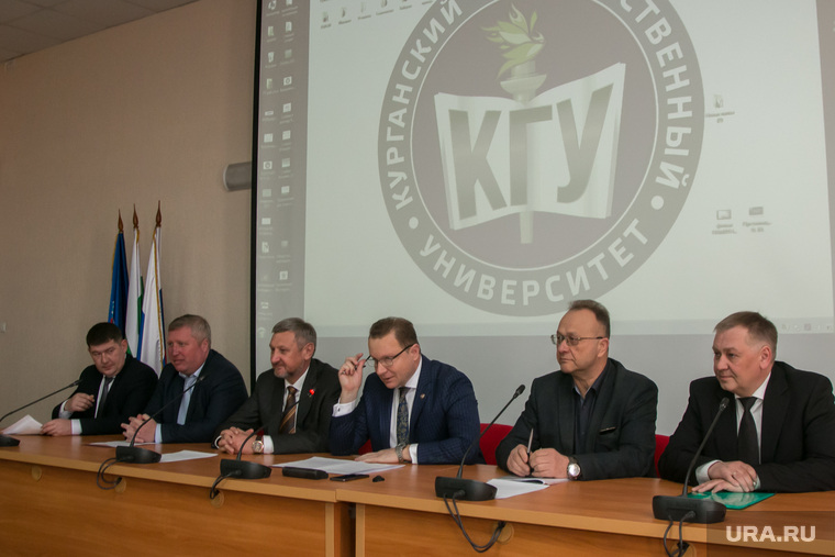 Руководители курганских заводов завлекают молодые кадры из КГУ