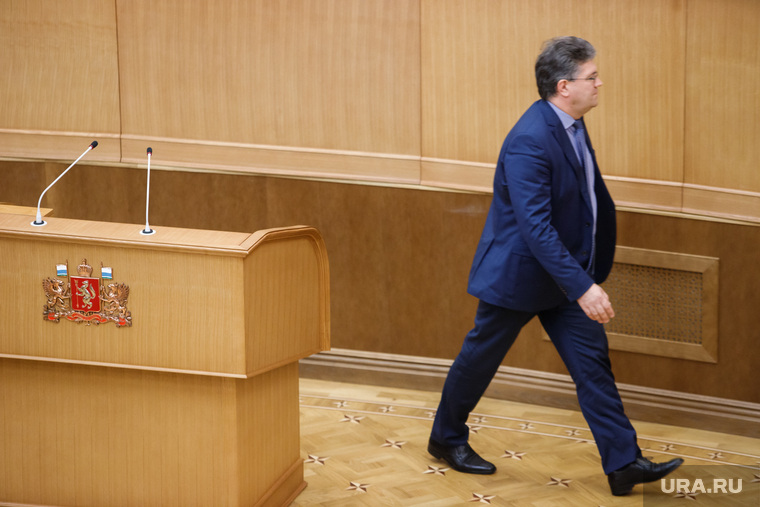 Пока злые языки прочат Злоказову отставку, он продолжает стабильно зарабатывать на посту министра соцполитики
