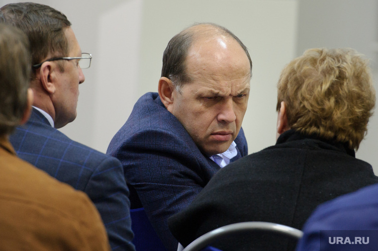 Михаил Волков с переходом в свердловское правительство заработал в три раза меньше, чем в 2016 году, когда еще работал в УГМК