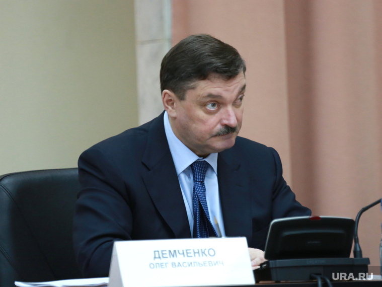 Официально Олег Демченко занимался инфраструктурой, но нередко вмешивался и в политические «разборки»
