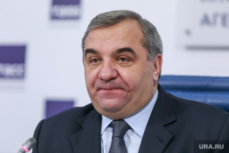 Глава МЧС Владимир Пучков оправдывает отсутствие Амана Тулеева и вызывает только еще больший гнев людей