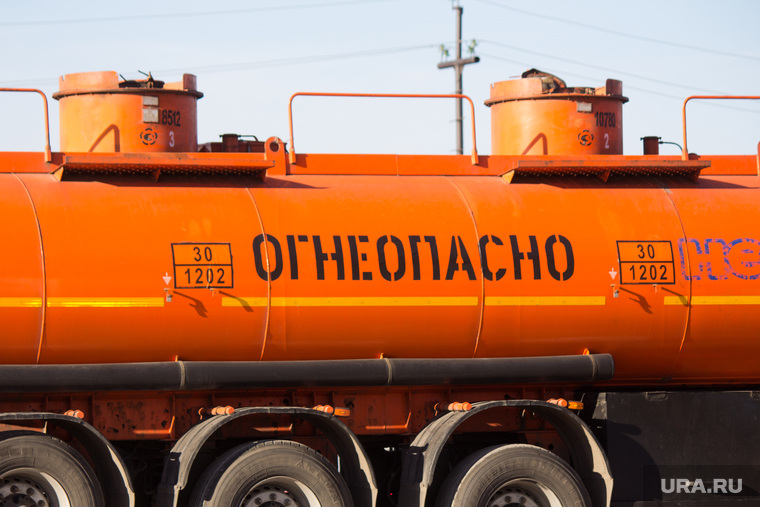 Рост цен на бензин — «взрывная» тема для россиян