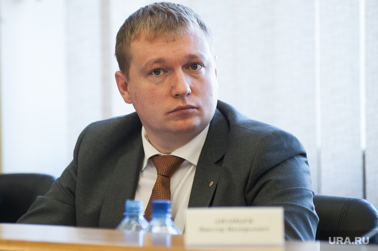 Решение суда отобрать мандат у Владимира Смирнова не сломило его волю