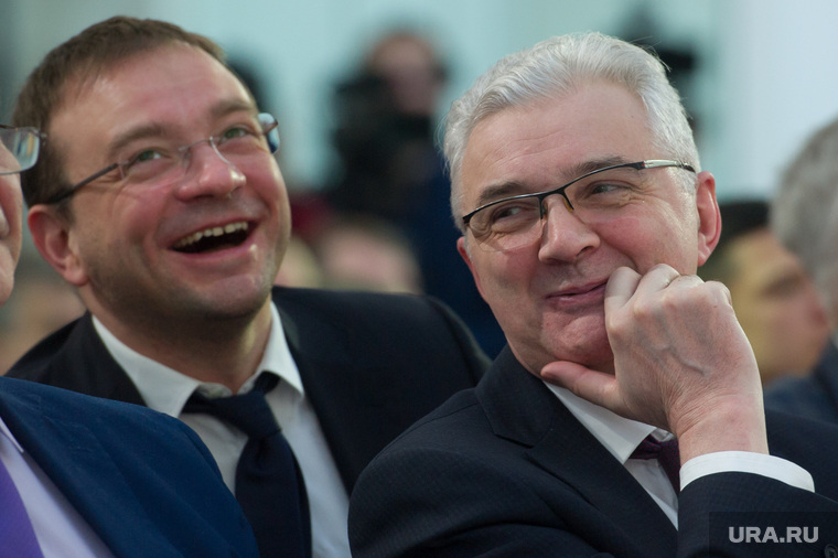 Шансы Вячеслава Трапезникова (слева) на мэрство сильно сократились после провала кандидатов города в его районе