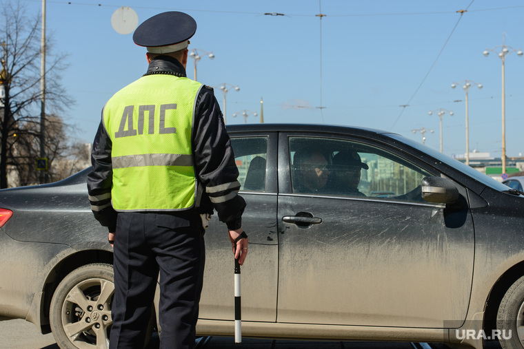 Сотрудники ГИБДД все реже попадаются на российских дорогах