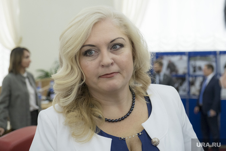 Елена Кукушкина отметила, что оппозиции дали мало времени на вопросы