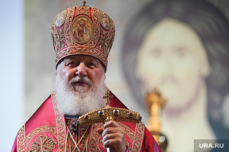 Патриарх Кирилл достучался до сердца каждого, кто пришел к Храму на Крови в ночь 100-летия убийства царской семьи