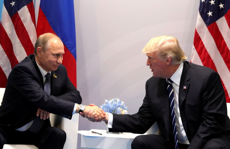 Трамп и Путин разговаривали больше двух часов при закрытых дверях на саммите в Хельсинки в середине июля