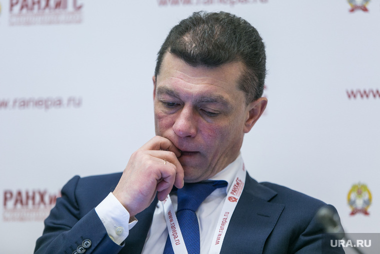 Министр труда Максим Топилин уже второй раз отдувается в Госдуме за все правительство. В первый раз он пришел в парламент, когда закон принимался в первом чтении
