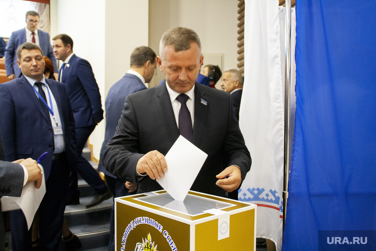 Александр Голубенко на выборах губернатора имел фору в один голос. Свой собственный