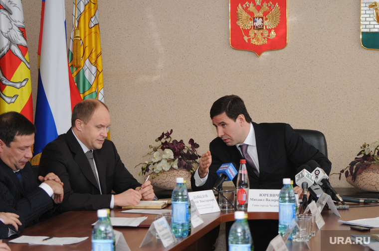 Михаил Юревич пригласил Сергея Давыдова первым замом, когда тот на выборах 2005 года снял свою кандидатуру в его пользу