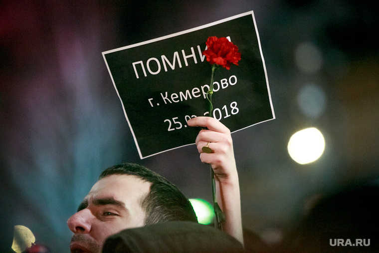 Трагедия в «Зимней вишне» стала одной из главных причин отставки главы Кузбасса Амана Тулеева