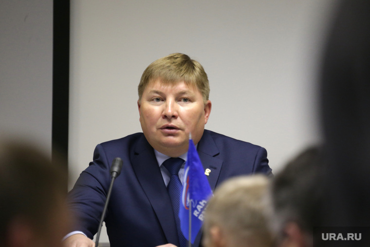 Вячеслав Григорьев не намерен затягивать поиски нового депутата