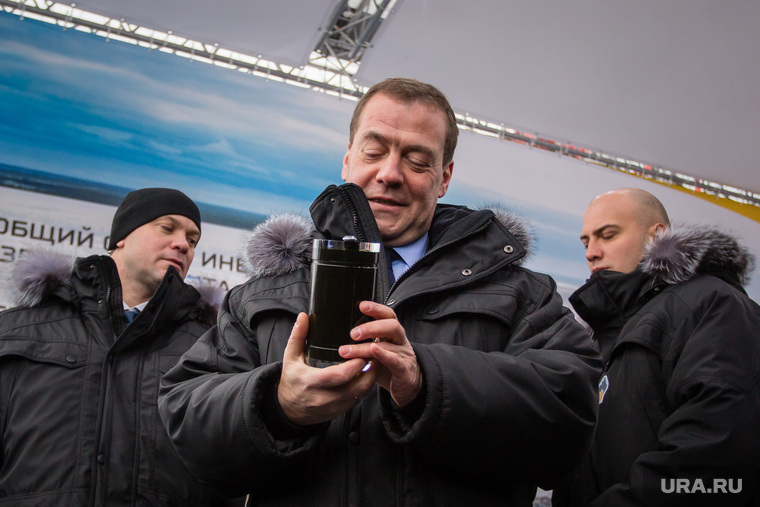 В 2000-х национальные проекты курировал Дмитрий Медведев. На тот момент он был вице-премьером