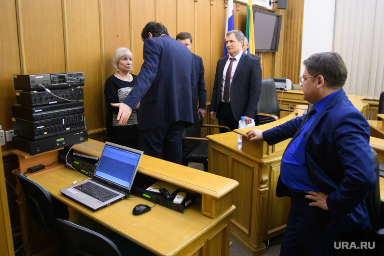У депутата Галины Арбузовой произошел тяжелый разговор с мэром Высокинским