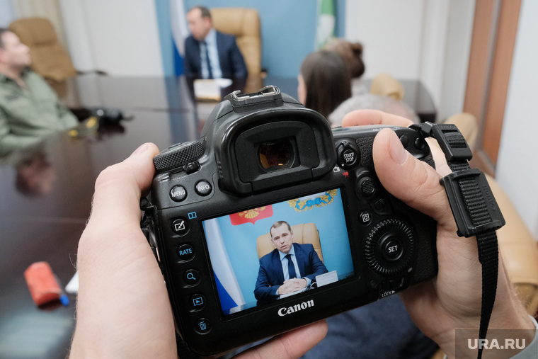 Брифинг врио губернатора Курганской области Шумкова Вадима со СМИ, фотокамера, шумков вадим