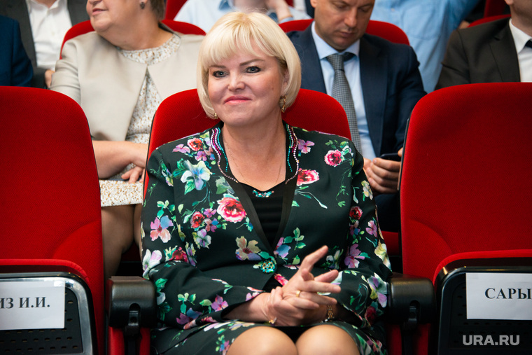 В преддверии цикла муниципальных выборов вице-губернатор Ирина Соколова начала активную работу с Ноябрьска
