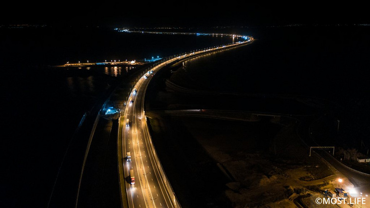 Мост через Керченский пролив — главная политическая стройка 2018 года
