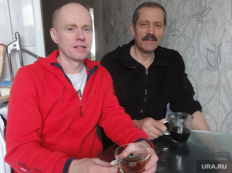 Владимир Бендлин (справа) и главный уральский уфолог Алексей Королев